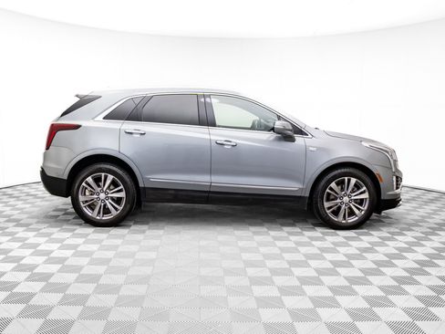 Used 2023 Cadillac XT5 Premium Luxury w/ Technology Package image 7
