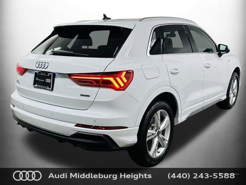 Certified 2024 Audi Q3 2.0T Premium image 8