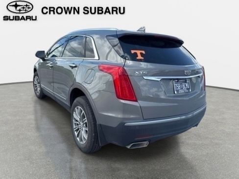 Used 2017 Cadillac XT5 FWD image 2