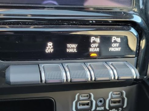 Used 2020 RAM 1500 Sport w/ Alpine Leather & Sound Group image 31