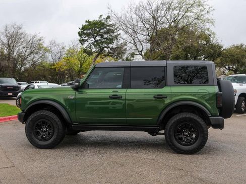 Used 2023 Ford Bronco Wildtrak image 5