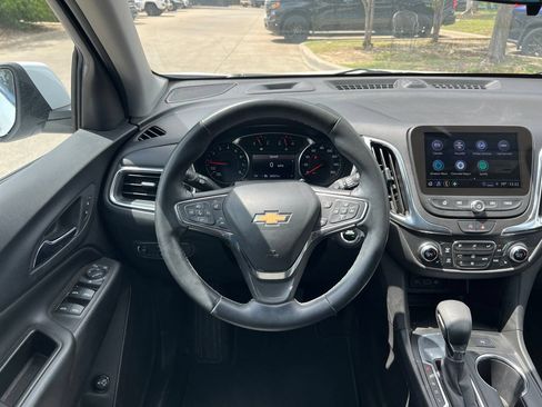 Used 2023 Chevrolet Equinox LT FWD image 14