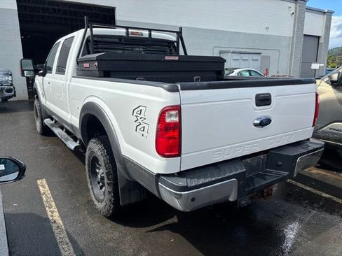 Used 2014 Ford F250 Lariat w/ Lariat Interior Package image 3
