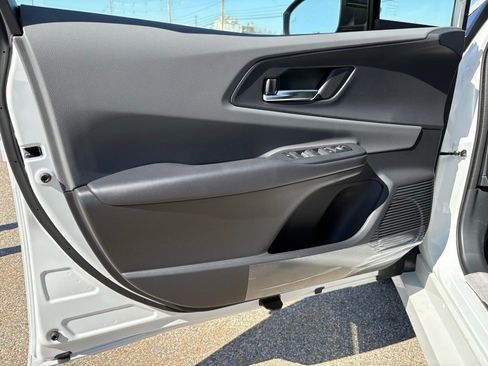 New 2026 Toyota Prius XLE image 39