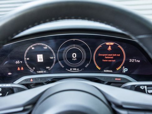 Certified 2023 Porsche Taycan image 18