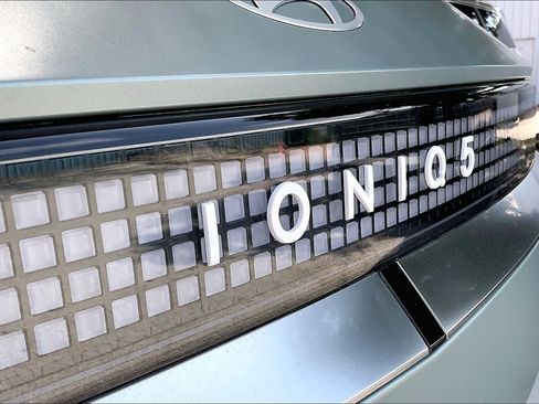 Certified 2026 Hyundai Ioniq 5 Limited RWD image 9
