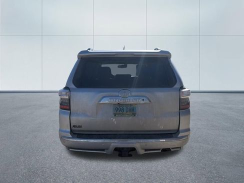 Used 2020 Toyota 4Runner Limited AWD/4WD image 7