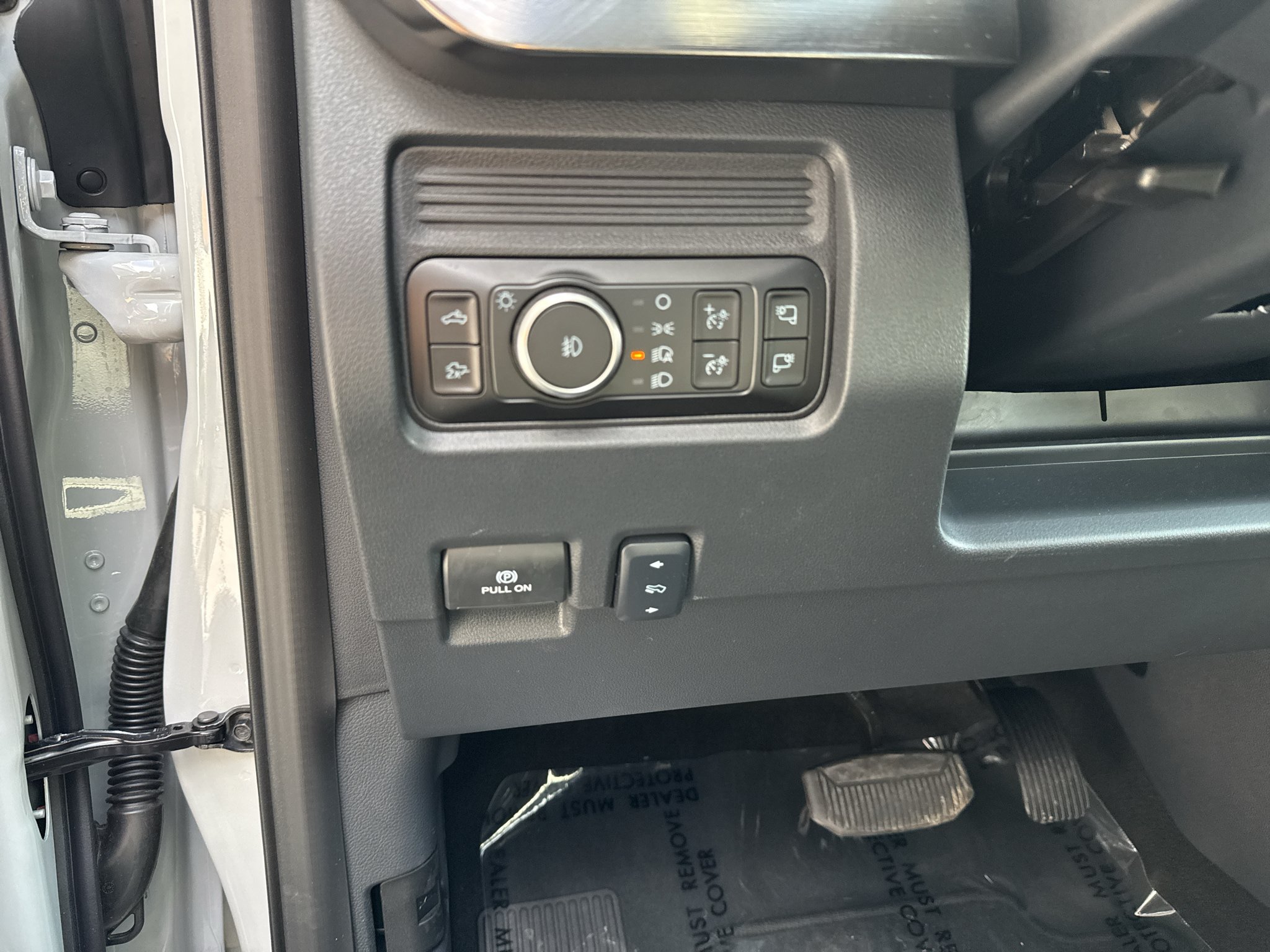 New 2026 Ford F350 Lariat w/ Black Appearance Package AWD/4WD image 15