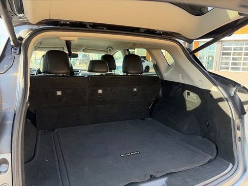 Used 2018 Nissan Murano SL image 16
