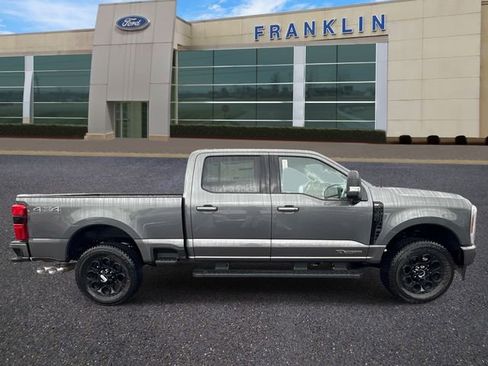 New 2026 Ford F350 XLT w/ XLT Premium Package AWD/4WD image 8