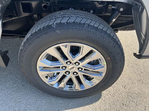 New 2025 Ford F150 Lariat w/ Equipment Group 501A Mid image 5