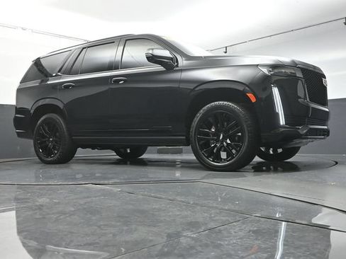 Used 2024 Cadillac Escalade Sport Platinum w/ Heavy-Duty Trailer Package AWD/4WD image 42