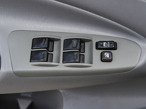 Used 2011 Toyota Tacoma 4x4 Double Cab w/ SR5 Pkg #2 image 20