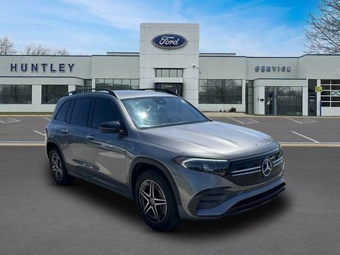 Used 2023 Mercedes-Benz EQB 300 4MATIC image 3