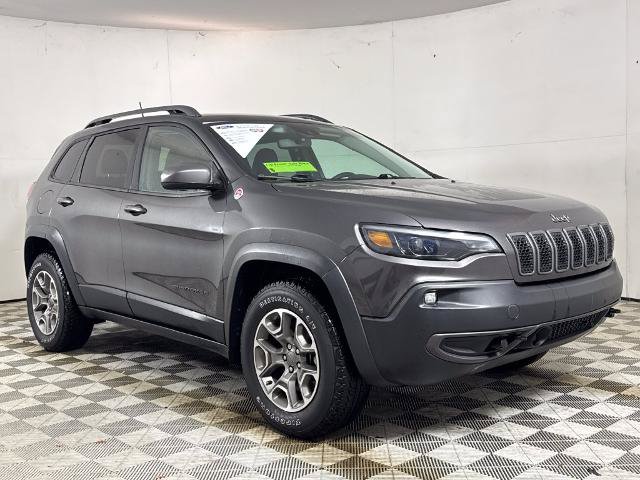 Used 2021 Jeep Cherokee Trailhawk AWD/4WD image 1
