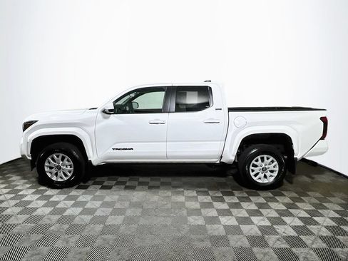 Certified 2026 Toyota Tacoma SR5 RWD image 4