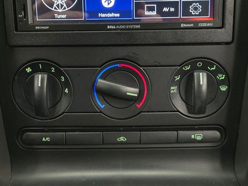 Used 2006 Ford Mustang GT Premium image 21