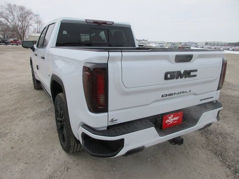 New 2026 GMC Sierra 1500 Denali w/ Denali Reserve Package AWD/4WD image 10