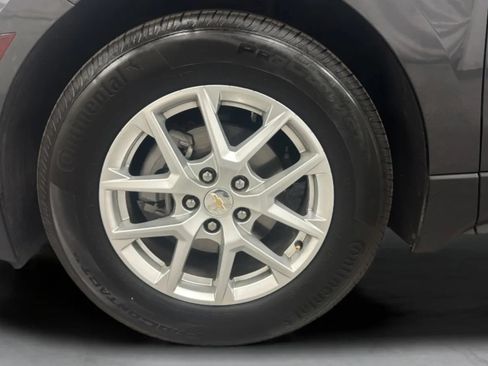 Used 2022 Chevrolet Equinox LS w/ LS Convenience Package FWD image 26