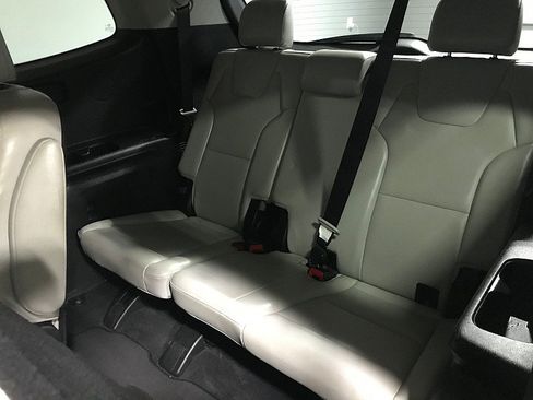 Used 2020 Kia Telluride S AWD/4WD image 19