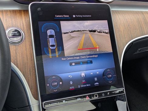 Used 2024 Mercedes-Benz C 300 4MATIC Sedan image 29