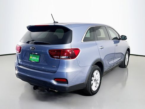 Used 2020 Kia Sorento L image 10