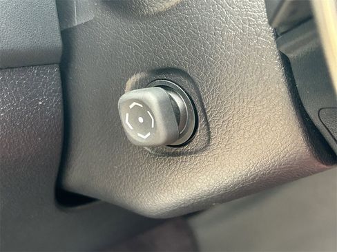 Used 2017 Lexus LX 570 4WD image 36