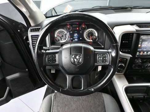 Used 2017 RAM 1500 Big Horn AWD/4WD image 29