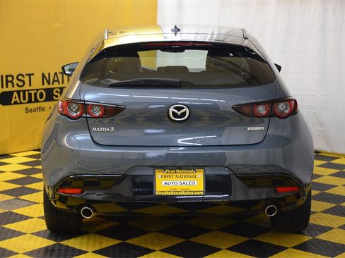 Used 2020 MAZDA MAZDA3 Hatchback w/ Premium Package image 9