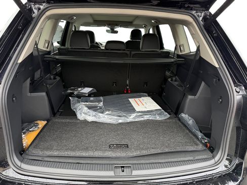 New 2026 Volkswagen Atlas SEL Premium R-Line image 17