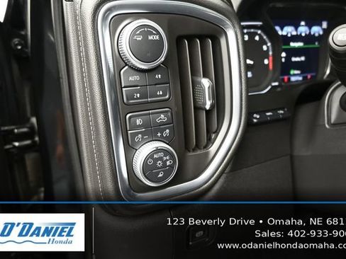 Used 2020 GMC Sierra 1500 Denali w/ Denali Premium Package AWD/4WD image 27