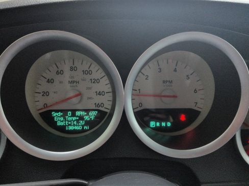 Used 2005 Dodge Magnum R/T w/ Convenience Group II image 13