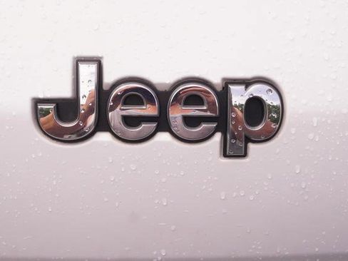 Used 2021 Jeep Grand Cherokee L Limited RWD image 40