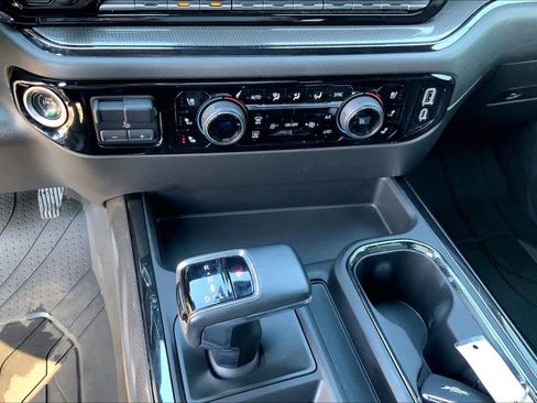 Certified 2024 Chevrolet Silverado 1500 ZR2 w/ Technology Package image 30