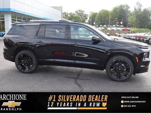 New 2026 Chevrolet Traverse High Country AWD/4WD image 1
