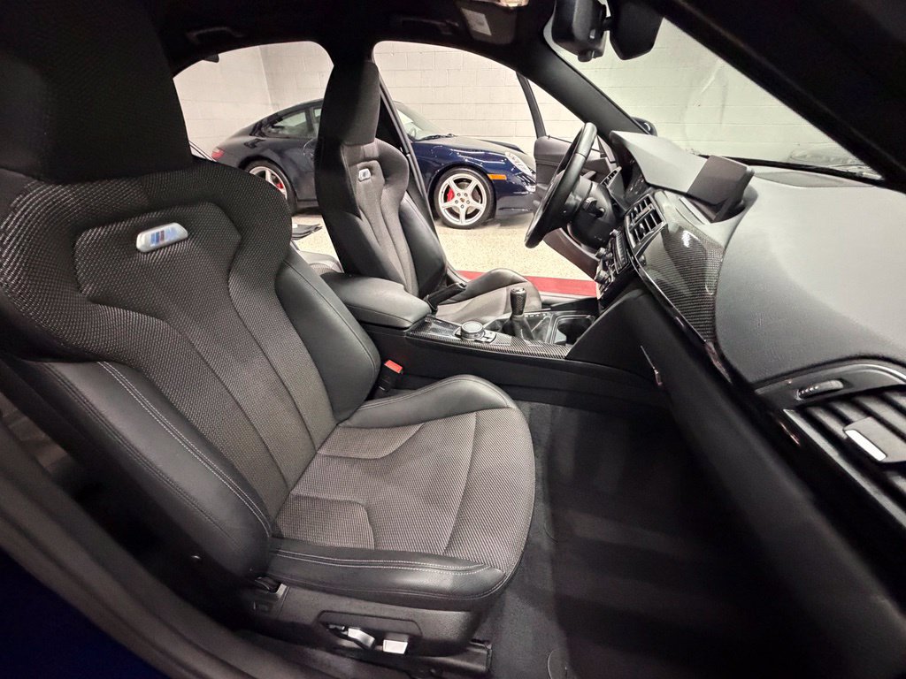 Used 2016 BMW M3 RWD image 40