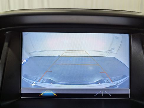 Used 2018 Chevrolet Colorado LT image 21