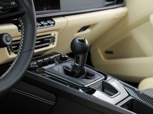 Used 2022 Porsche 911 GT3 image 6