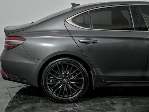 Used 2022 Genesis G70 3.3T Launch Edition image 12