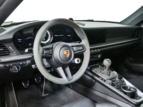 Used 2024 Porsche 911 Carrera GTS RWD image 4