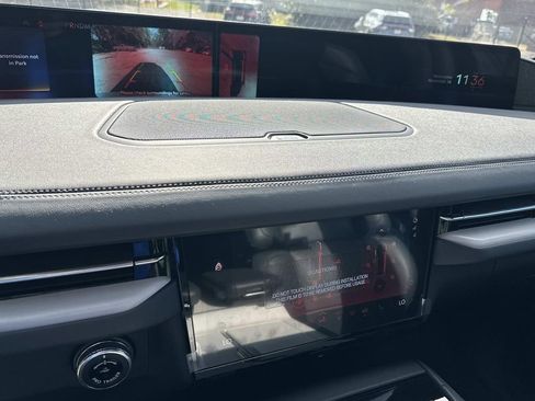 New 2025 Lincoln Navigator L Reserve w/ Jet Appearance Package image 34