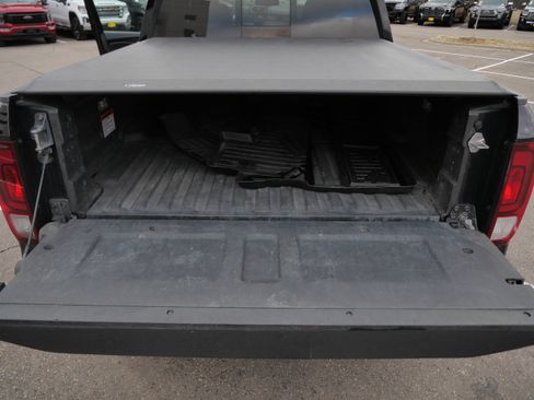 Used 2019 Honda Ridgeline Black Edition image 18