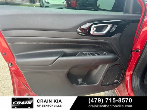 Used 2024 Jeep Compass Limited AWD/4WD image 12