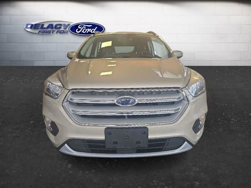 Used 2018 Ford Escape SE w/ Ford Safe & Smart Package AWD/4WD image 11