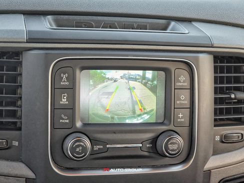 Used 2016 RAM 1500 Express RWD image 22