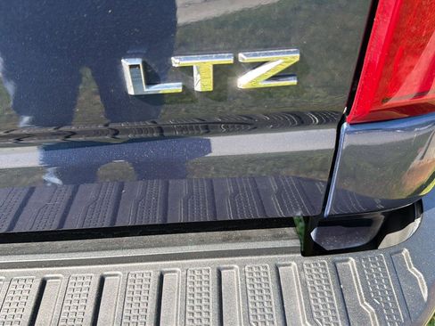 Used 2022 Chevrolet Silverado 3500 LTZ w/ LTZ Premium Package AWD/4WD image 24