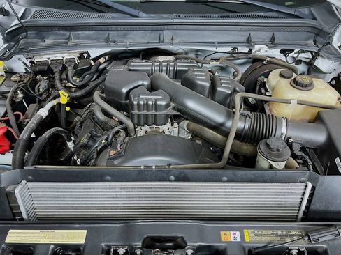 Used 2016 Ford F350 XL image 26