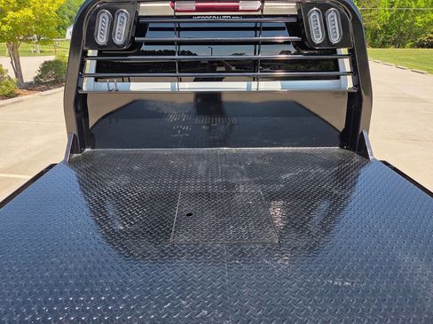 Used 2022 Chevrolet Silverado 2500 LT w/ Fleet Comfort Package image 8