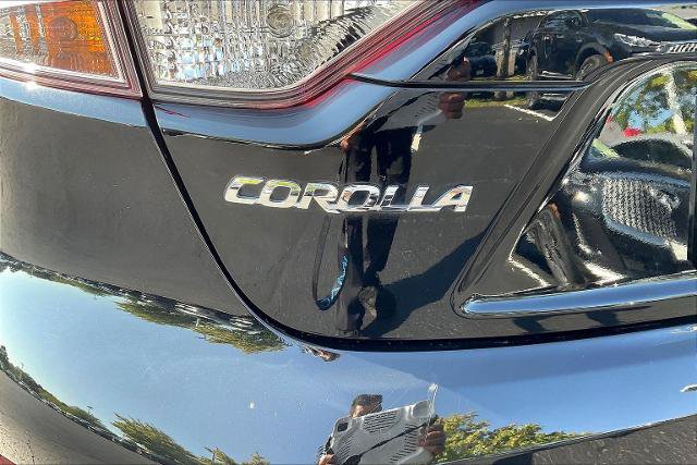 Used 2023 Toyota Corolla LE FWD image 23