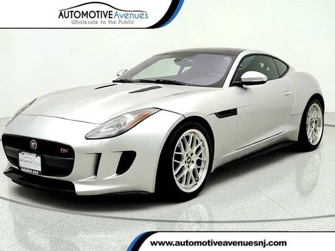 Used 2017 Jaguar F-TYPE S RWD image 1